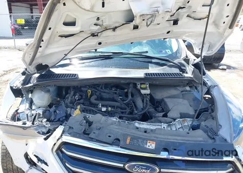 2019 Ford Escape Se from USA, damaged, VIN 1FMCU9GD9KUA95020